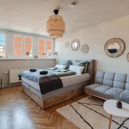 Boho Design Studio By Hero Homes - Top Lage Im Historischen Zentrum - Self-Check-In & Aircon Graz Eksteriør bilde