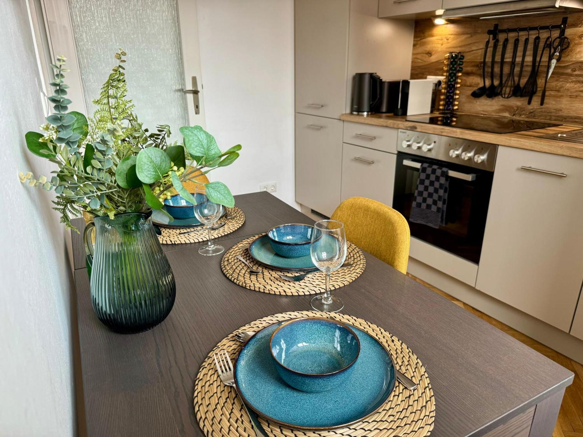 Boho Design Studio By Hero Homes - Top Lage Im Historischen Zentrum - Self-Check-In & Aircon Graz Eksteriør bilde